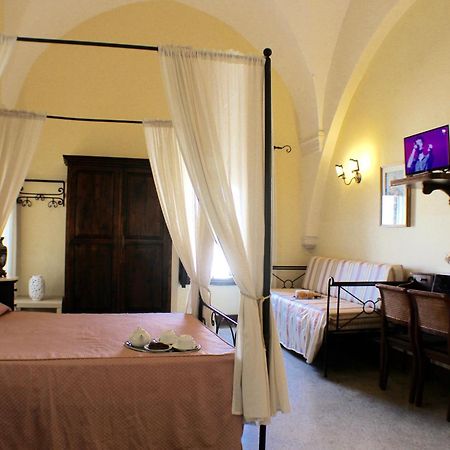 Bed and Breakfast Palazzo Senape De Pace Gallipoli Exterior foto
