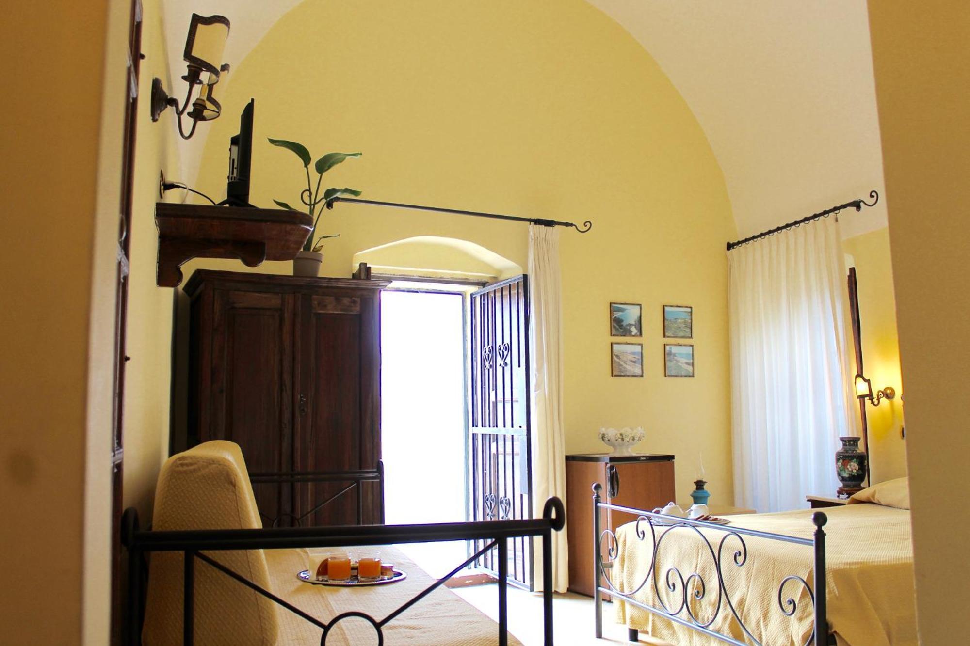 Bed and Breakfast Palazzo Senape De Pace Gallipoli Exterior foto