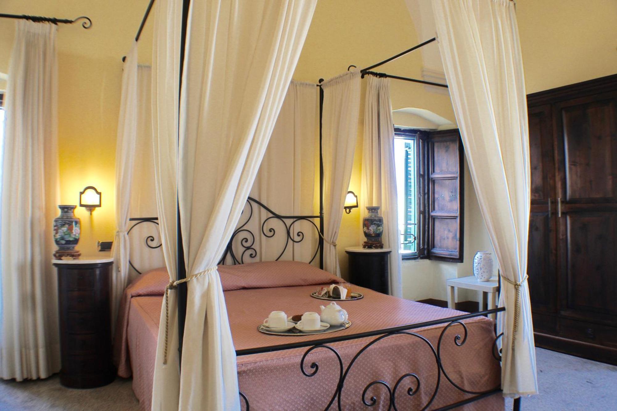 Bed and Breakfast Palazzo Senape De Pace Gallipoli Exterior foto