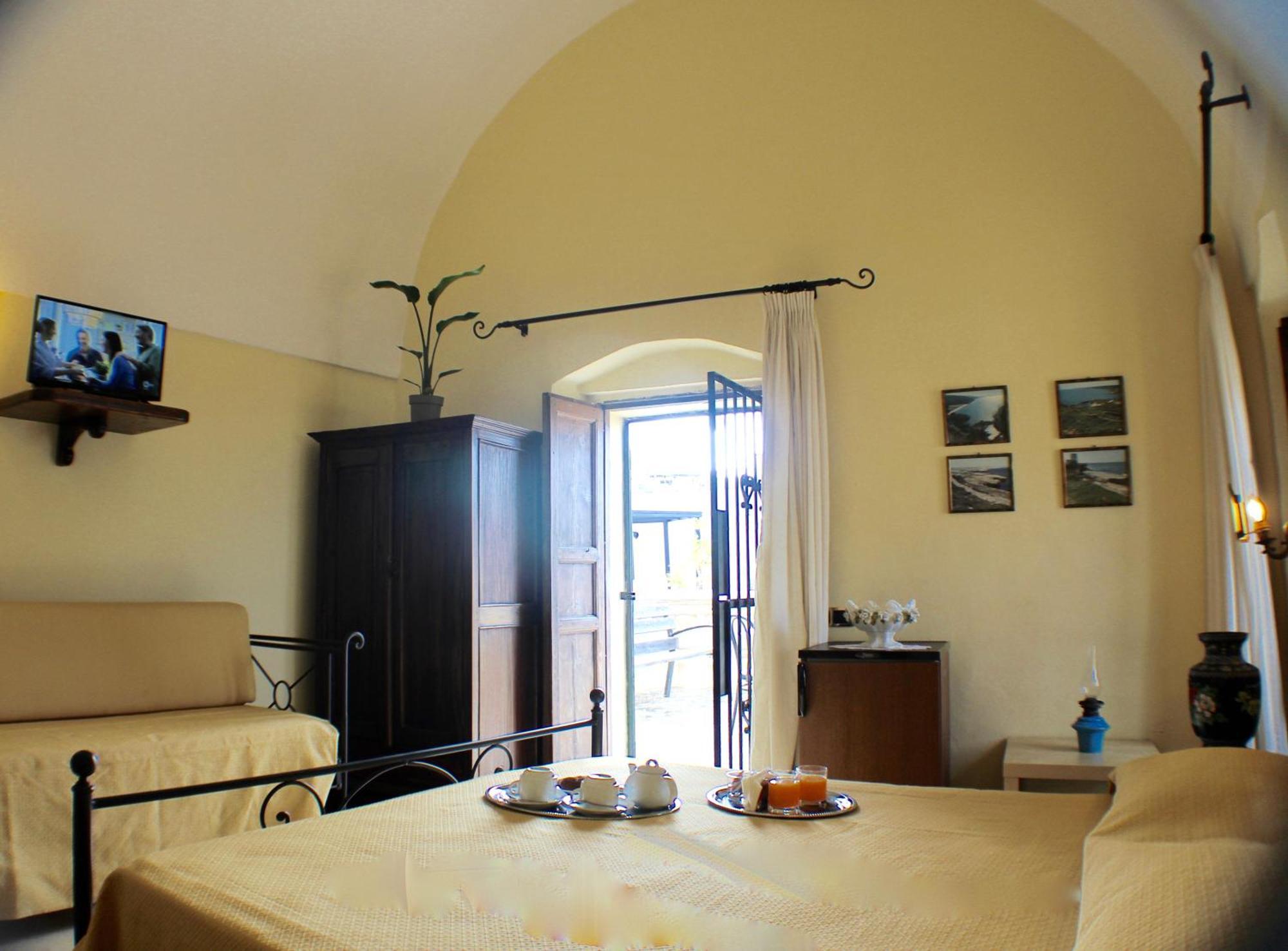 Bed and Breakfast Palazzo Senape De Pace Gallipoli Exterior foto