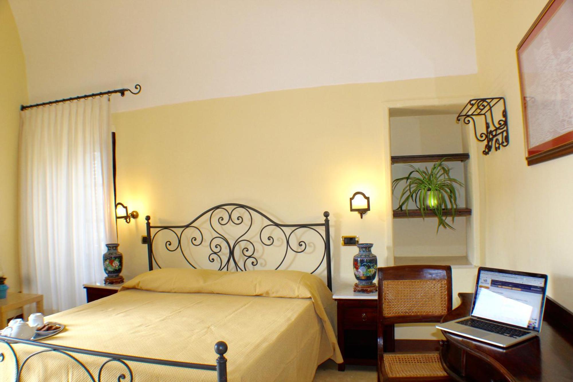 Bed and Breakfast Palazzo Senape De Pace Gallipoli Exterior foto