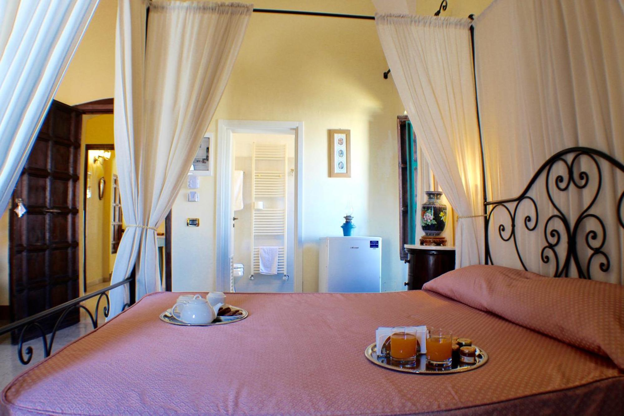 Bed and Breakfast Palazzo Senape De Pace Gallipoli Exterior foto